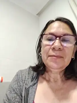 Snapshot of victoria_wayne chatting on 7, 6, 2026 victoria wayne online show from 7, 6, 2026