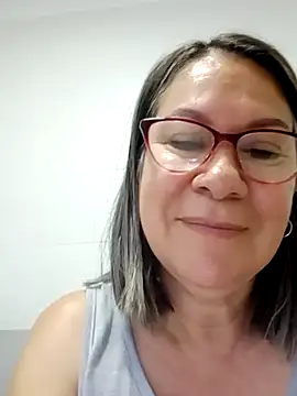 victoria wayne online show from 25, 11, 2025