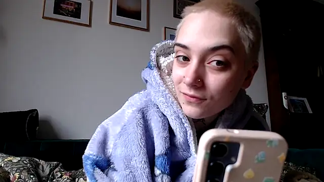 Snapshot of OllympeKaii chatting on 13, 3, 2025 OllympeKaii online show from 13, 3, 2025