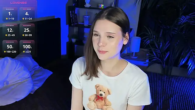 LisaBaillea online show from 21, 3, 2025