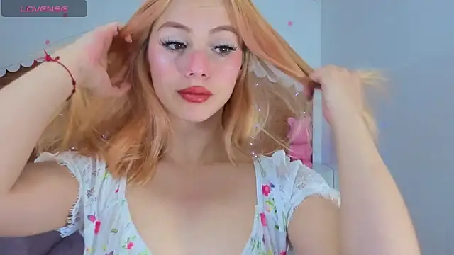 Snapshot of emma_wockll_t chatting on 13, 5, 2026 emma wockll t online show from 13, 5, 2026