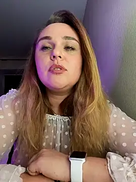 Juicy PeachLux online show from 25, 9, 2025