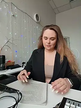Snapshot of Juicy_PeachLux chatting on 30, 5, 2026 Juicy PeachLux online show from 30, 5, 2026