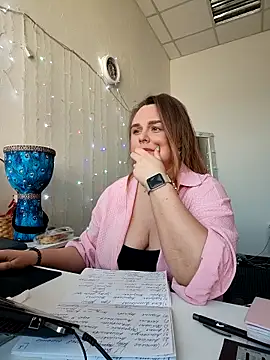 Juicy PeachLux online show from 20, 3, 2026