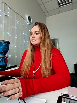 Juicy PeachLux online show from 4, 2, 2026