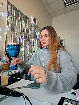 Juicy PeachLux online show from 15, 1, 2026