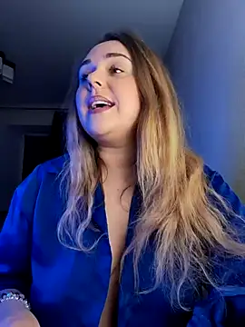 Juicy PeachLux online show from 28, 10, 2025