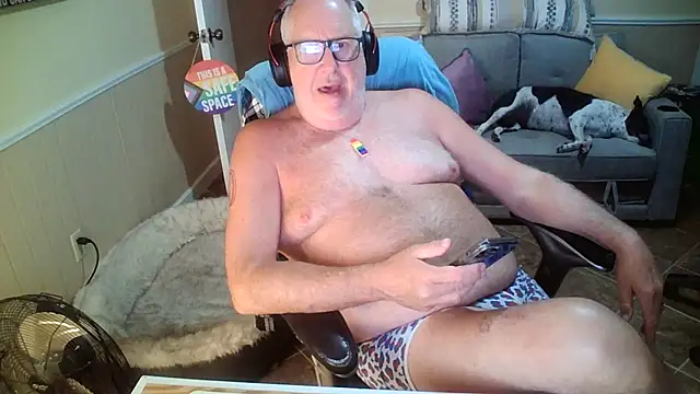 superbearboss online show from 26, 6, 2026