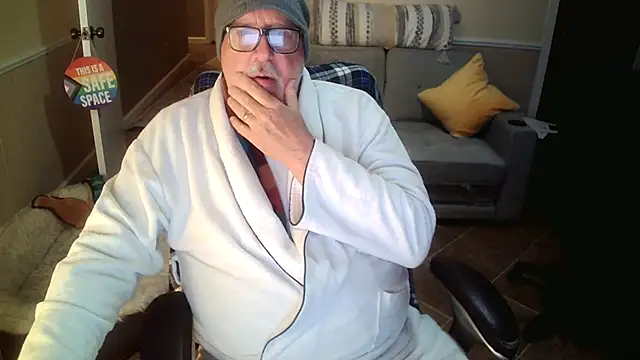 superbearboss online show from 13, 1, 2026