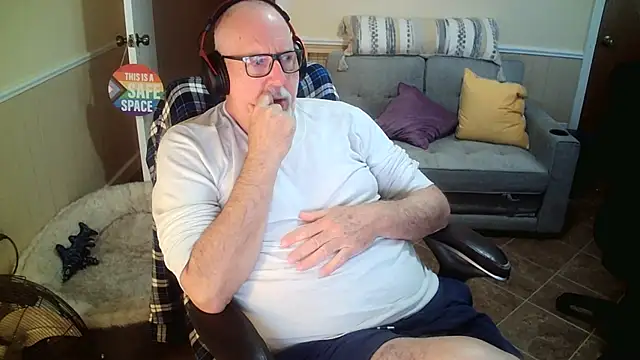 superbearboss online show from 27, 2, 2026