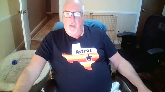 superbearboss online show from 24, 10, 2025