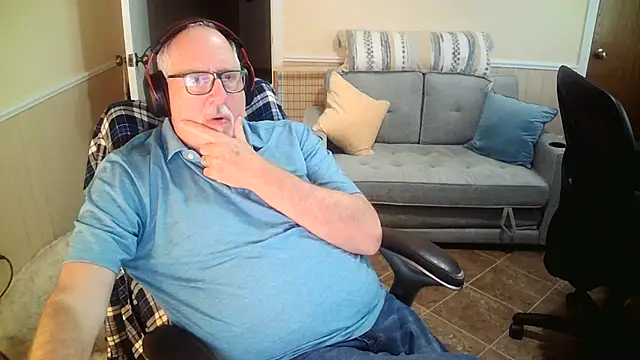 superbearboss online show from 14, 4, 2026