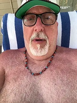 Snapshot of superbearboss chatting on 24, 5, 2026 superbearboss online show from 24, 5, 2026