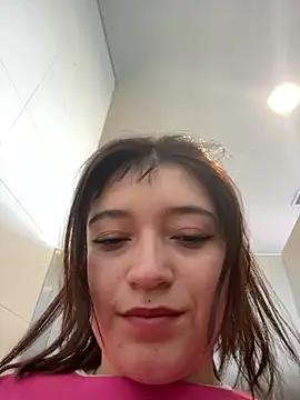 Karina Leon online show from 7, 8, 2026