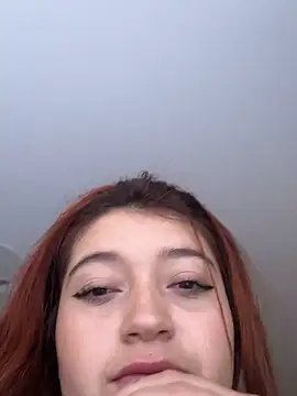 Karina Leon online show from 13, 5, 2026
