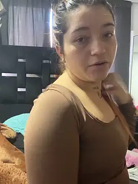 Karina Leon online show from 18, 4, 2026