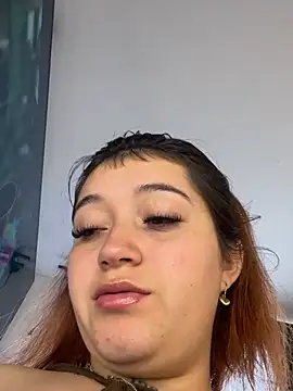 Karina Leon online show from 12, 7, 2026