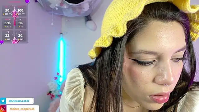 Snapshot of chelsea__coo chatting on 12, 3, 2025 chelsea coo online show from 12, 3, 2025