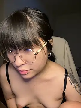 Snapshot of 214Jun chatting on 14, 10, 2025 214Jun online show from 14, 10, 2025