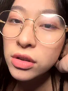 Snapshot of 214Jun chatting on 9, 10, 2025 214Jun online show from 9, 10, 2025