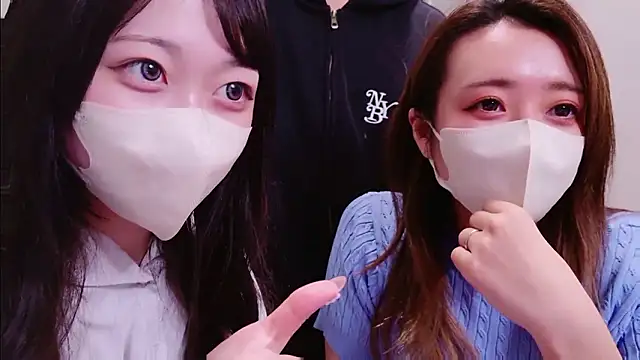 Snapshot of Rodrigues_Lucas chatting on 20, 11, 2025 Rodrigues Lucas online show from 20, 11, 2025