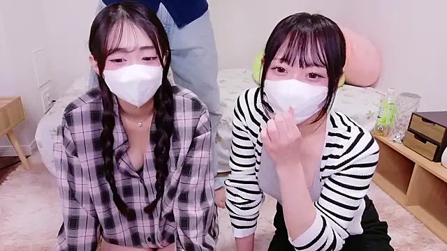 Snapshot of Rodrigues_Lucas chatting on 15, 10, 2025 Rodrigues Lucas online show from 15, 10, 2025