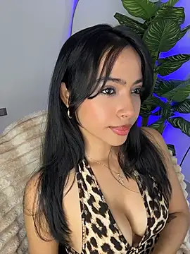 Snapshot of _Emily_Thompson_ chatting on 9, 7, 2026 Emily Thompson online show from 9, 7, 2026