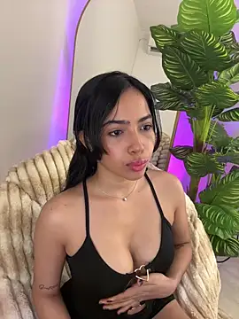  Emily Thompson  online show from 6, 3, 2026