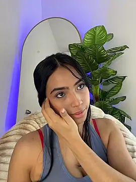  Emily Thompson  online show from 2, 4, 2026
