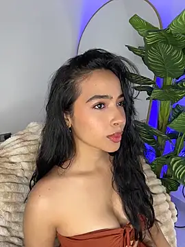 Snapshot of _Emily_Thompson_ chatting on 17, 6, 2026 Emily Thompson online show from 17, 6, 2026
