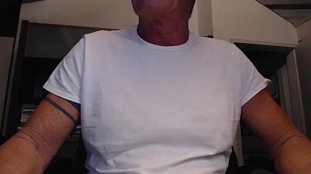 Snapshot of munichrubber chatting on 29, 12, 2024 munichrubber online show from 29, 12, 2024