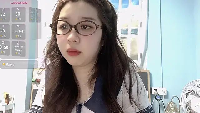 Snapshot of X-xiao-888 chatting on 28, 10, 2025 X-xiao-888 online show from 28, 10, 2025