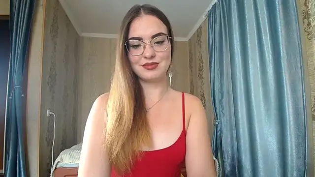 Leila Kissyu online show from 28, 9, 2025