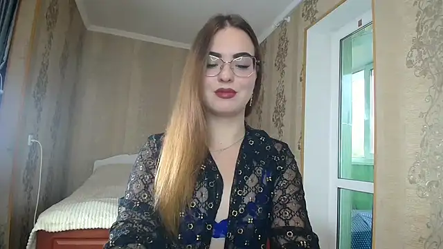 Leila Kissyu online show from 25, 10, 2025