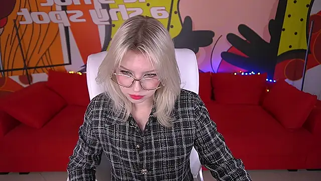 SelenaIris online show from 17, 3, 2025