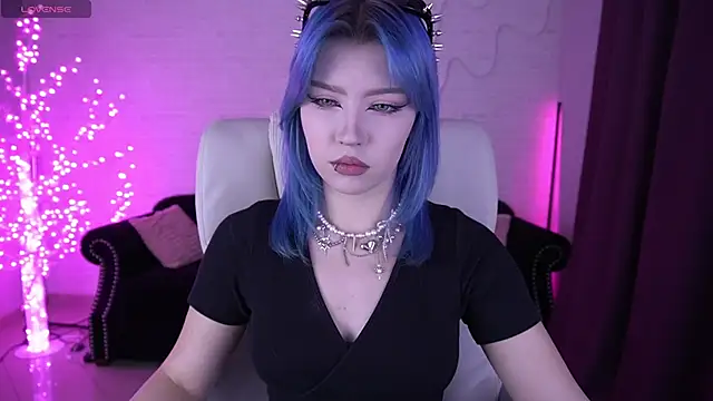 SelenaIris online show from 11, 2, 2026