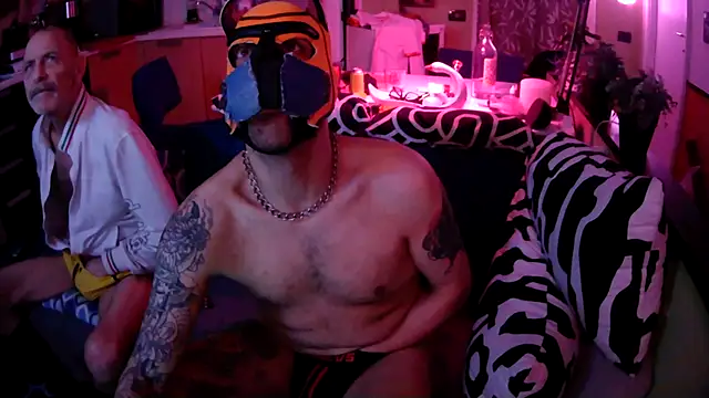 danix wild wolf online show from 19, 3, 2026