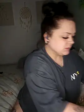 Saucy-Serenity online show from 10, 4, 2026