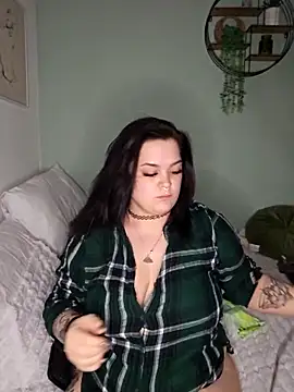 Saucy-Serenity online show from 22, 2, 2026