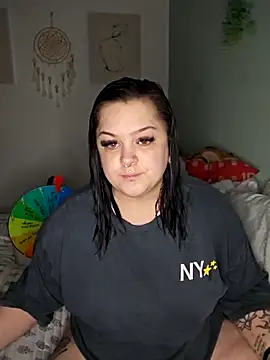 Saucy-Serenity online show from 4, 4, 2026