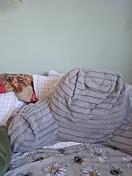 Saucy-Serenity online show from 20, 4, 2026