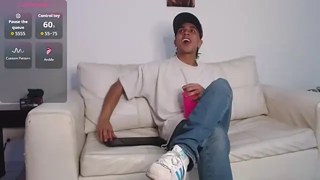 Snapshot of Monkey_uchiha777 chatting on 17, 2, 2026 Monkey uchiha777 online show from 17, 2, 2026