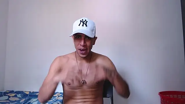 Snapshot of Monkey_uchiha777 chatting on 22, 12, 2025 Monkey uchiha777 online show from 22, 12, 2025