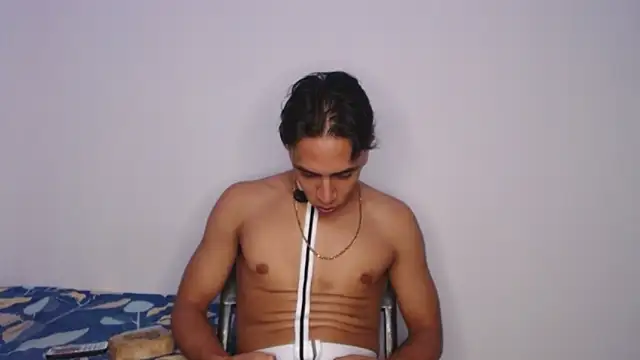 Snapshot of Monkey_uchiha777 chatting on 17, 11, 2025 Monkey uchiha777 online show from 17, 11, 2025