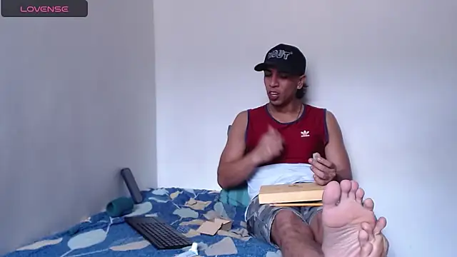 Snapshot of Monkey_uchiha777 chatting on 4, 4, 2026 Monkey uchiha777 online show from 4, 4, 2026