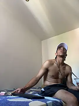 Snapshot of Monkey_uchiha777 chatting on 10, 11, 2025 Monkey uchiha777 online show from 10, 11, 2025