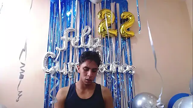 Snapshot of Monkey_uchiha777 chatting on 13, 9, 2025 Monkey uchiha777 online show from 13, 9, 2025
