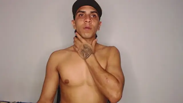 Snapshot of Monkey_uchiha777 chatting on 13, 12, 2025 Monkey uchiha777 online show from 13, 12, 2025