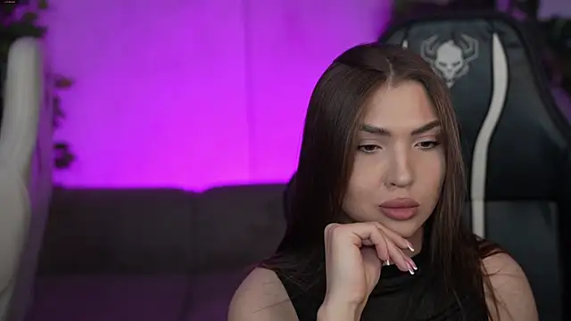 Snapshot of Billie054 chatting on 10, 10, 2025 Billie054 online show from 10, 10, 2025