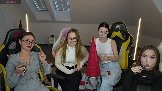 Snapshot of Billie054 chatting on 5, 11, 2025 Billie054 online show from 5, 11, 2025